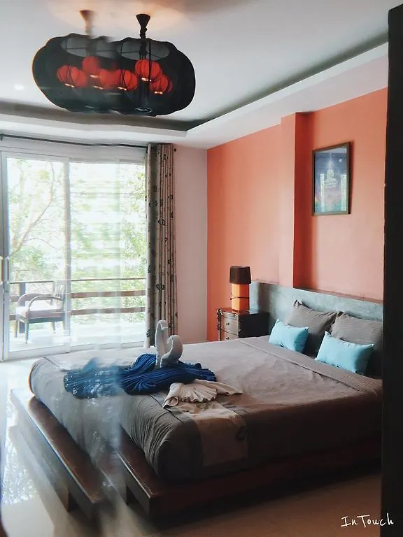 **  קו טאו In Touch Resort תאילנד