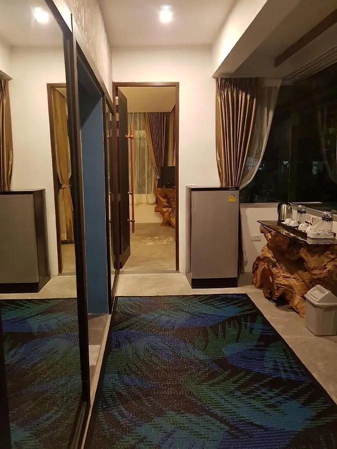 קו טאו In Touch Resort 2*, קו טאו תאילנד